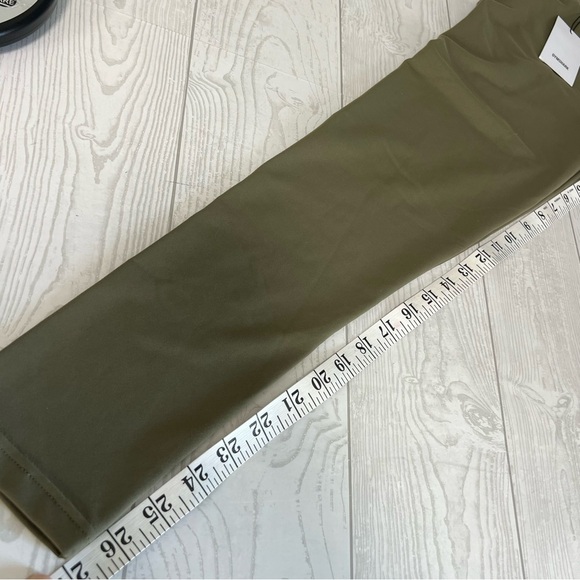 Gymshark Core Leggings Khaki - Picture 4 of 6